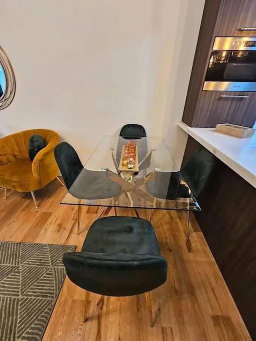Apartment Comfortable Two Bedroom Flat Brighton United Kingdom